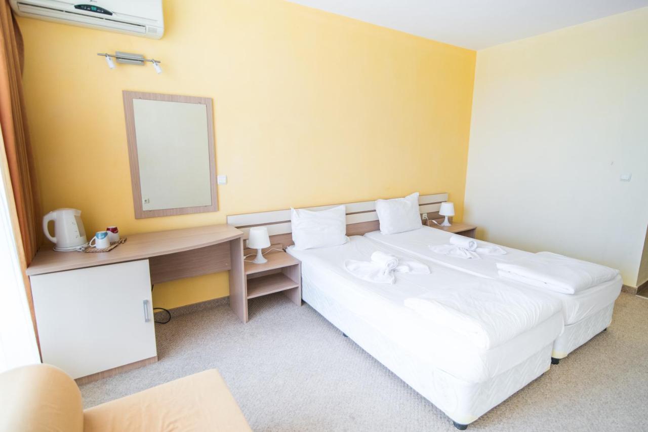 Тропикана Hotel Primorsko Luaran gambar