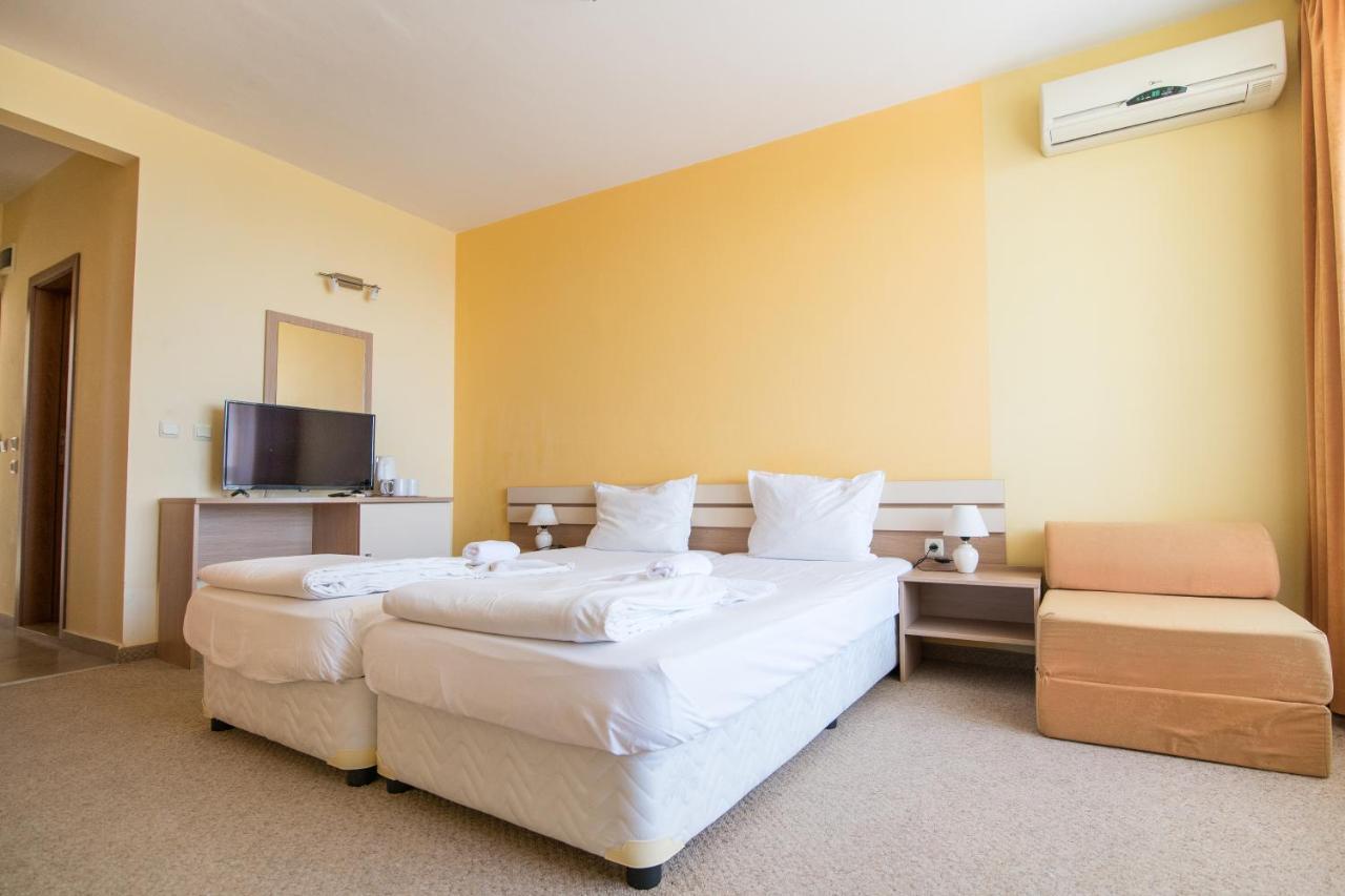 Тропикана Hotel Primorsko Luaran gambar