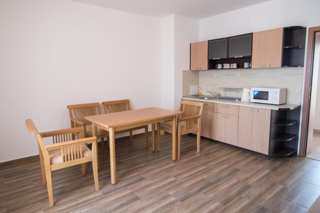 Тропикана Hotel Primorsko Luaran gambar