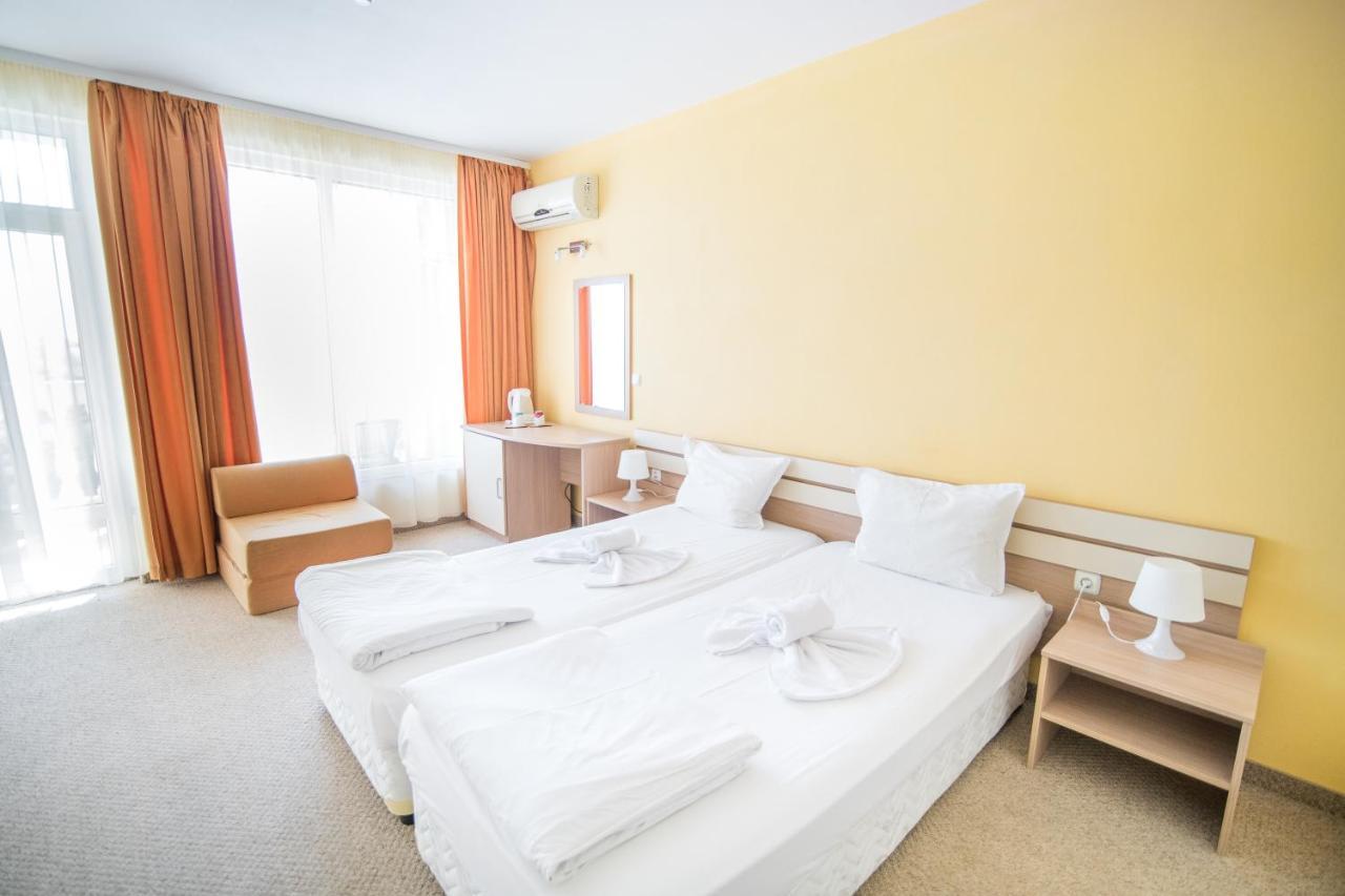 Тропикана Hotel Primorsko Luaran gambar
