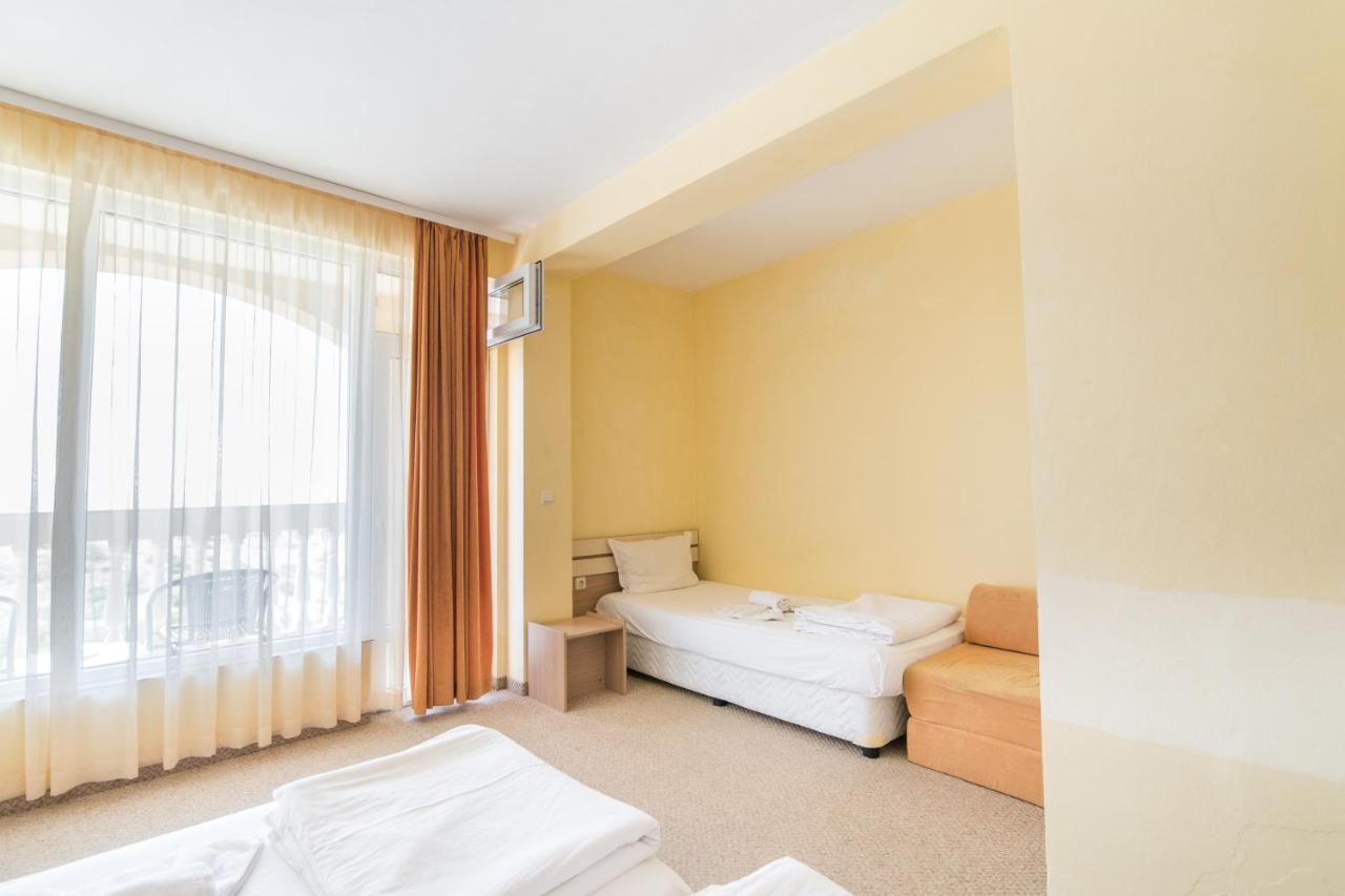 Тропикана Hotel Primorsko Luaran gambar